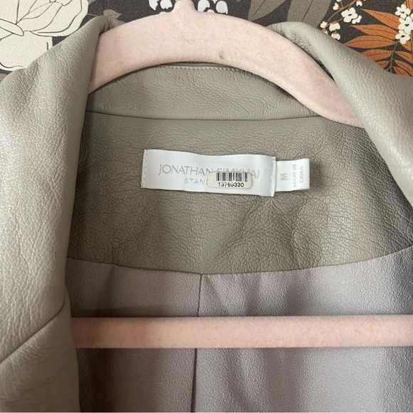 JONATHAN SIMKHAI Raelynn Vegan Leather Oversized Blazer size medium - Picture 13 of 15